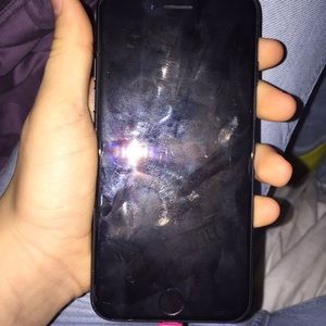 Black iPhone 7